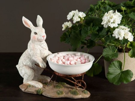 Hare med skål